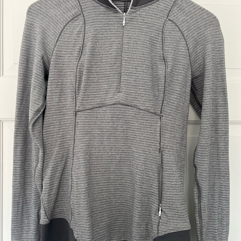 Lululemon Runderful 1/2 Zip Heathered Gray Pullover Size 6